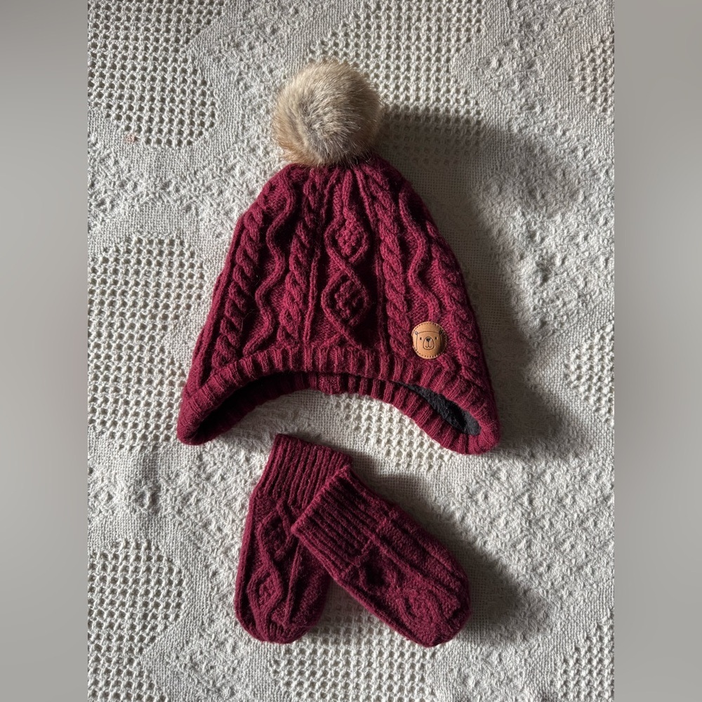 H&M Cable Knit Hat and Mitten Set Infant Size 3/6 Months